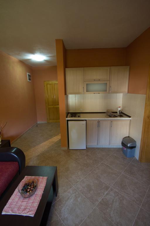 Sunrise House Apartments Улцинь Номер фото
