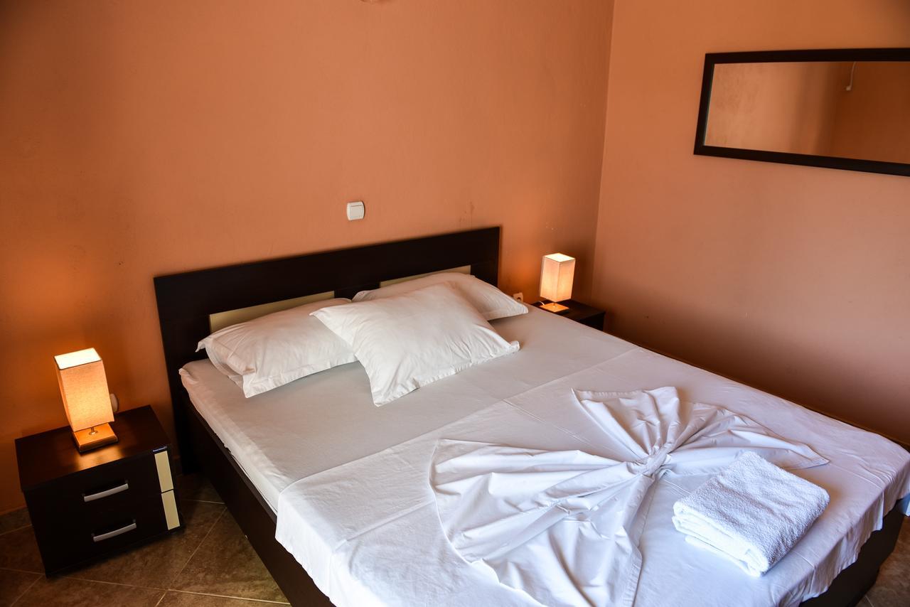 Sunrise House Apartments Улцинь Экстерьер фото